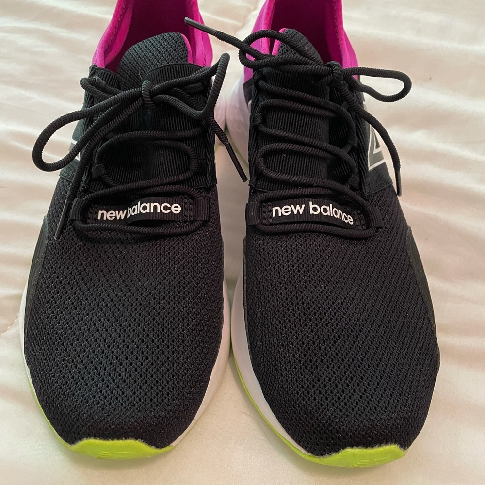 Like new Roav shoes from New Balance!